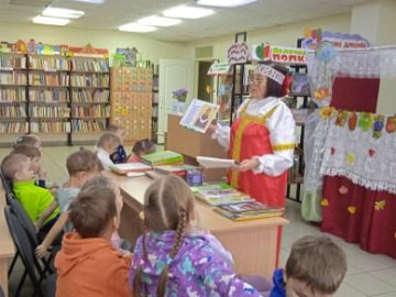 На фольклорных посиделках